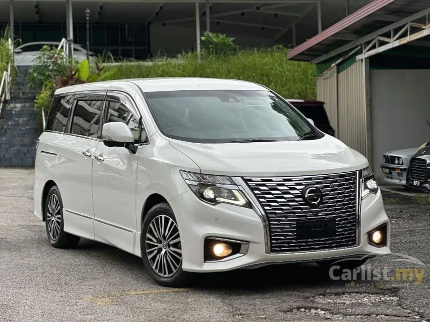 2021 Nissan Elgrand High-Way Star Urban Chrome MPV