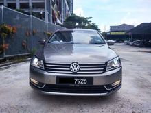 Volkswagen Passat 1.8 TSI Sedan Kereta Raya Anda