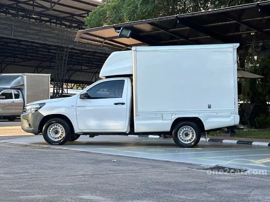 2018 Toyota Hilux Revo J Pickup