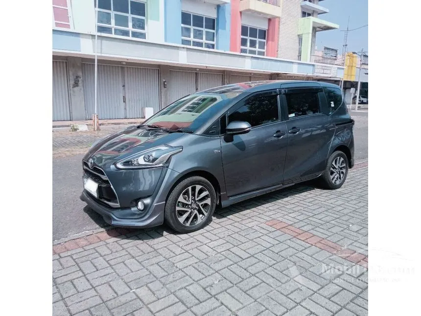 Jual Mobil Toyota Sienta 2018 Q 1.5 di Jawa Barat Automatic MPV Abu