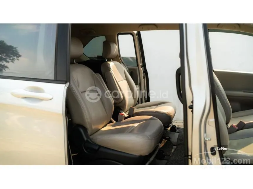 2011 Honda Freed Power Sliding Door MPV