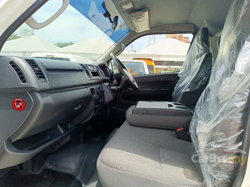 2021 Toyota Hiace Panel Van