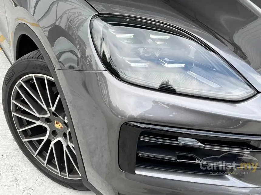2023 Porsche Cayenne SUV