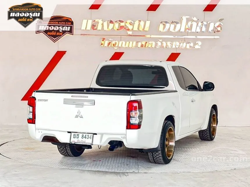2019 Mitsubishi TRITON GLX Mega Cab Pickup