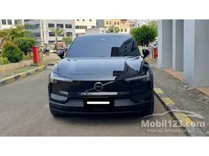2025 Volvo EX30 Plus SUV