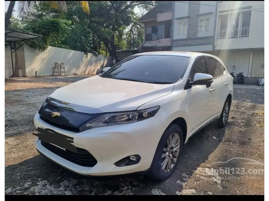 2014 Toyota Harrier SUV