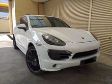 2012 Porsche Cayenne S GTS 3.6 CBU PORSCHE CENTRE WARRANTY
