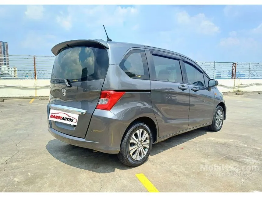 2012 Honda Freed Power Sliding Door MPV