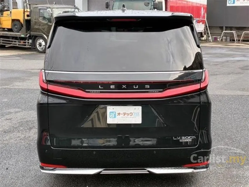 2024 Lexus LM 500h 4 Seater MPV