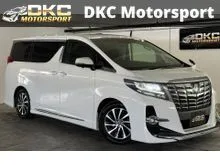 2016 Toyota Alphard 2.5 SC MPV / DUAL POWER SLIDIMG DOORS / TWIN MOONROOF / REVERSE CAMERA / 360 CAMERA / JBL PREMIUM SOUND SYSTEM / PUSH START BUTTON