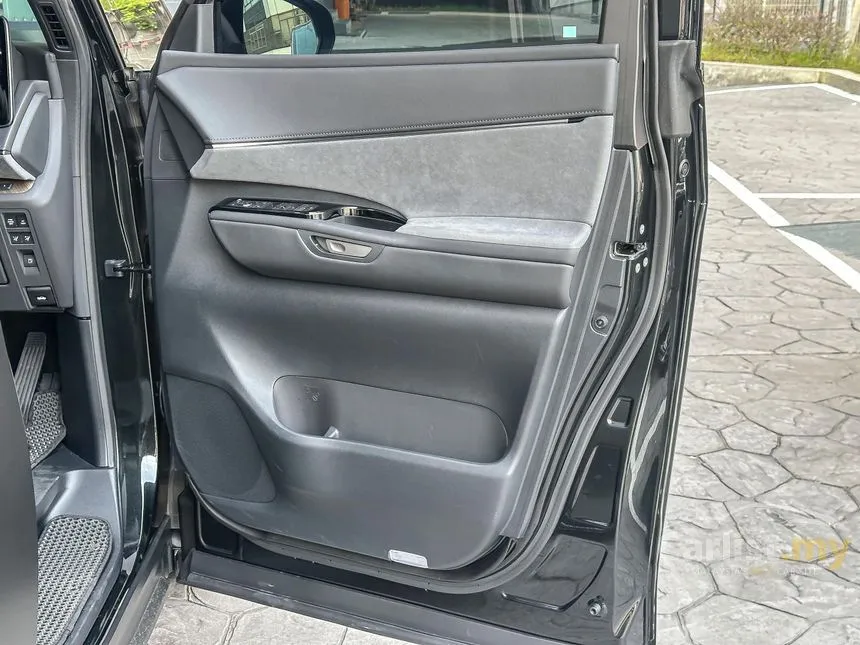 2024 Lexus LM 500h 4 Seater MPV
