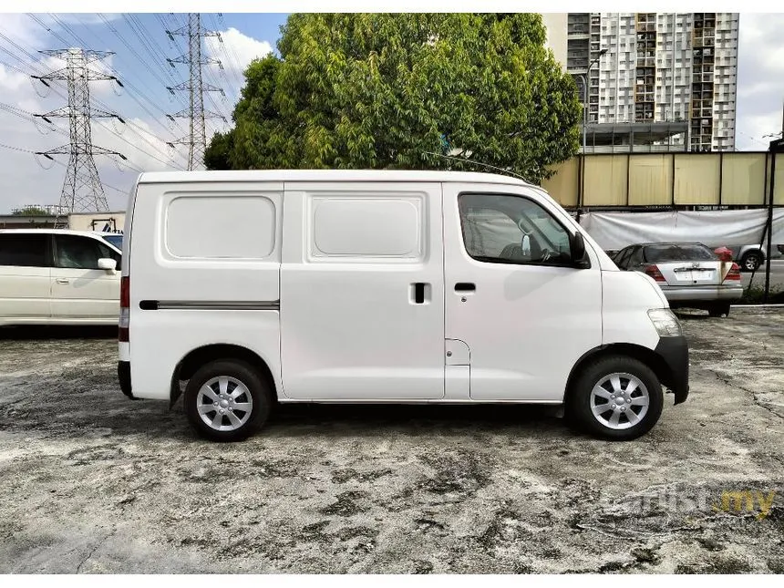 2015 Daihatsu Gran Max Panel Van