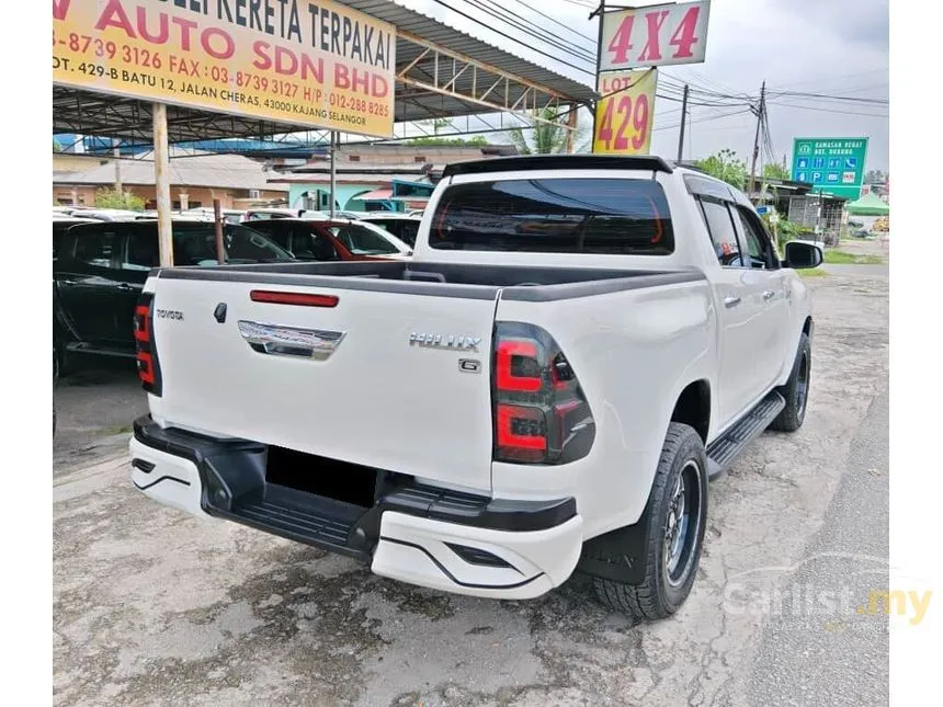 2017 Toyota Hilux G Dual Cab Pickup Truck