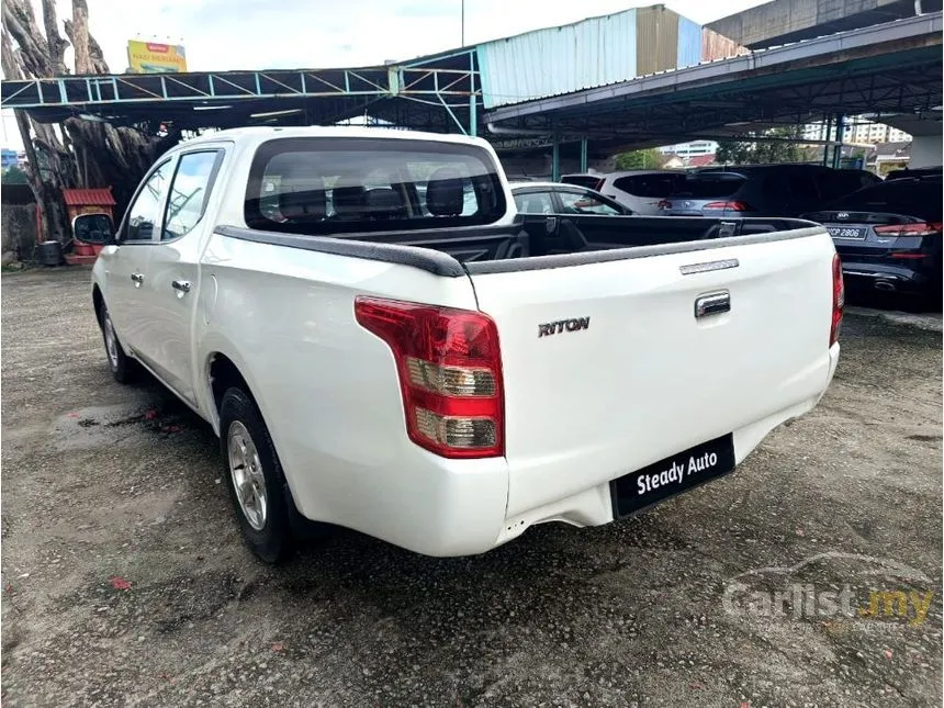 2015 Mitsubishi Triton Quest Dual Cab 4X2 Pickup