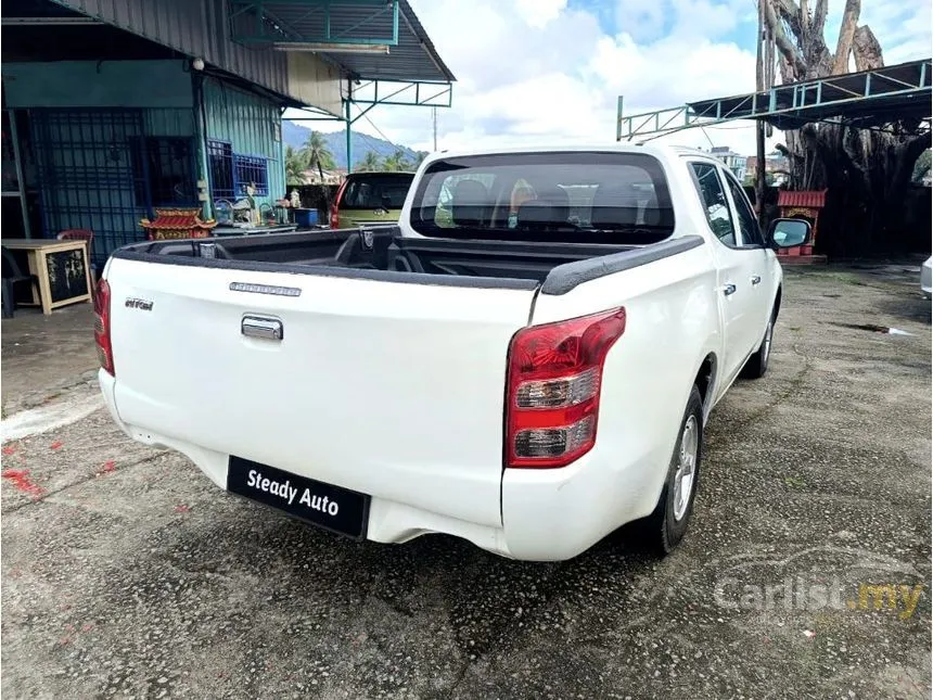 2015 Mitsubishi Triton Quest Dual Cab 4X2 Pickup