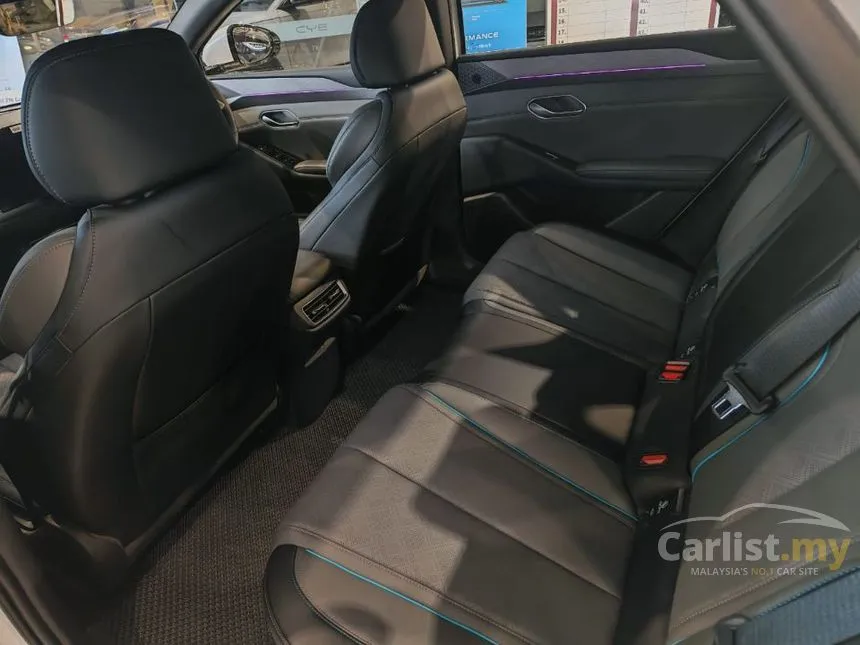 2025 BYD Seal 6 Premium Sedan