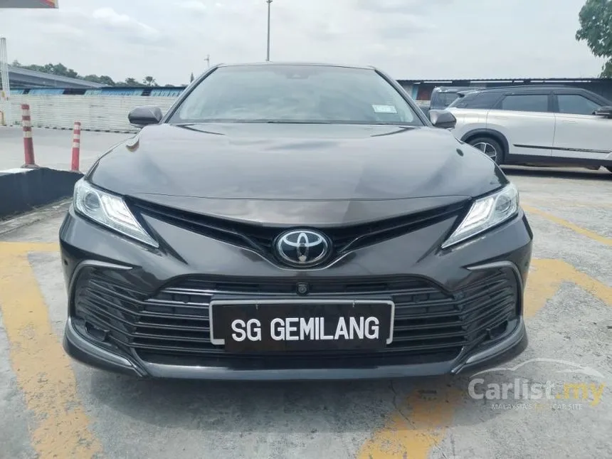 2023 Toyota Camry V Sedan
