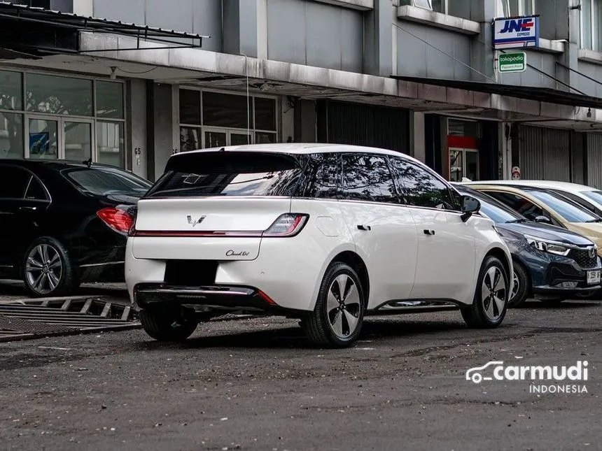 2024 Wuling Cloud EV EV Hatchback