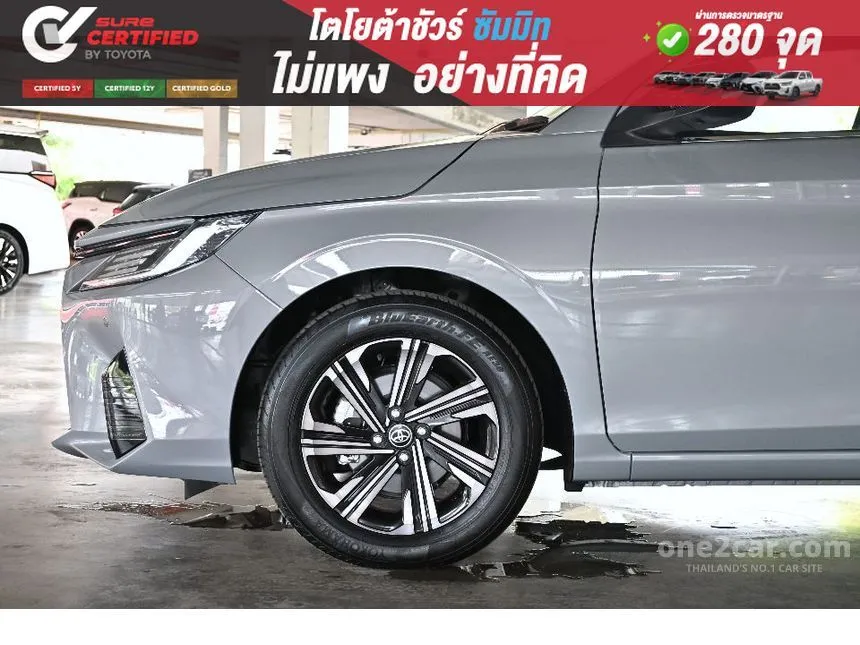 2024 Toyota Yaris Ativ Nightshade Edition Sedan