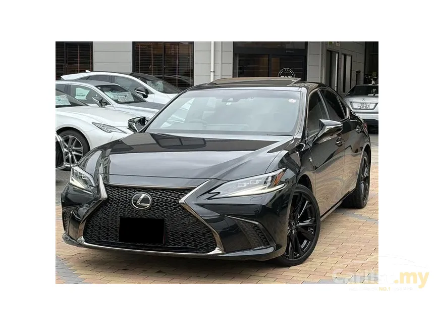 2022 Lexus ES 300h F Sport Sedan
