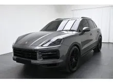 2023 Porsche Cayenne 3.0 SUV with Facelift modal and under warranty
