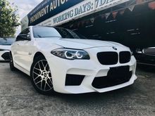 BMW 528i 3.0 M-SPORT 1 YR WTY 2012,CRYSTAL WHITE IN COLOUR,M-SPORT SPORT RIMS,M-SPORT STEERING,FULL LEATHER SEATS,ONE DOCTOR OWNER