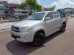 Used 2010 Toyota Hilux 2.54 null null FREE TINTED