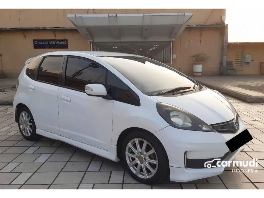 2013 Honda Jazz RS Hatchback