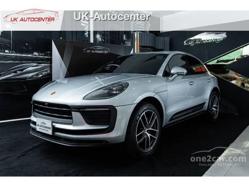 2022 Porsche MACAN SUV