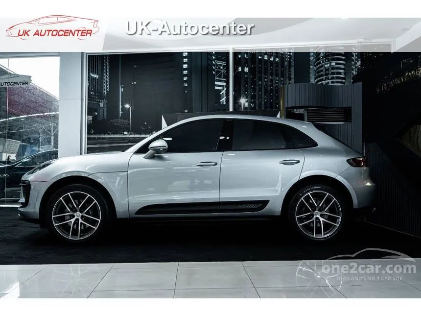 2022 Porsche MACAN SUV