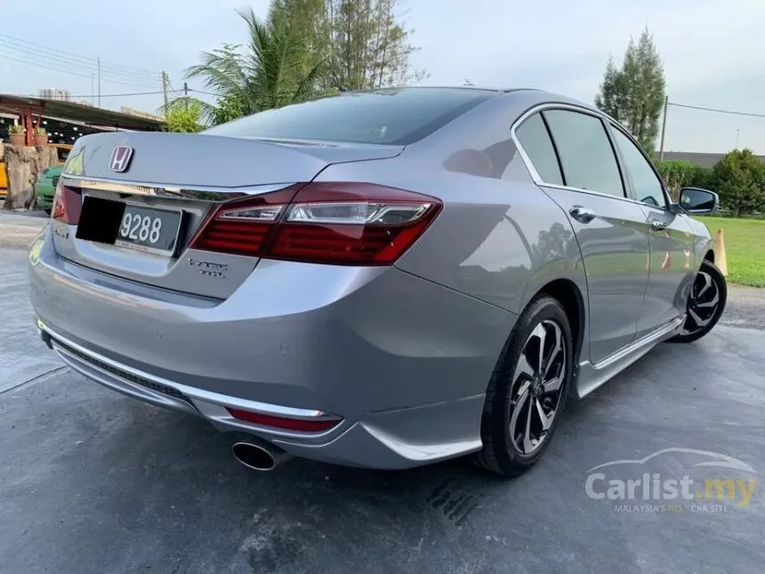 2018 Honda Accord i-VTEC VTi-L Sedan