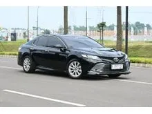 2020 Toyota Camry 2.5 V Sedan Hitam (TDP 10jtan)