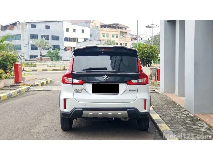 2024 Suzuki XL7 Alpha Hybrid SUV