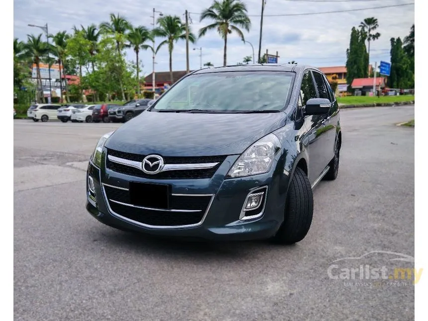 2013 Mazda 8 MPV