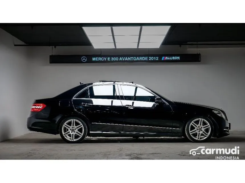 2012 Mercedes-Benz E300 Avantgarde AMG Sedan