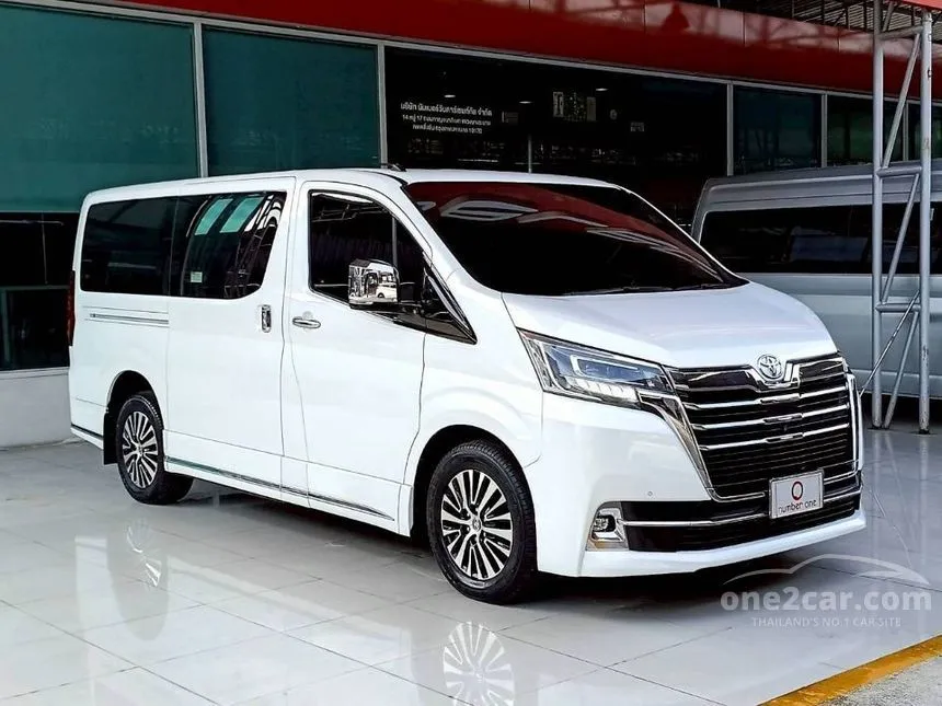 2020 Toyota Majesty Grande Van