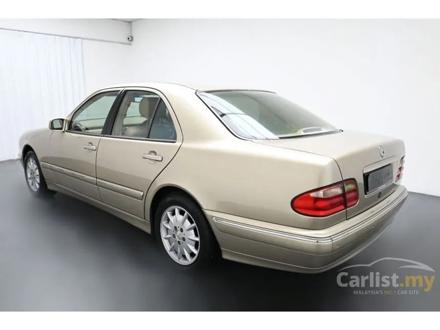 2001 Mercedes-Benz E240 Sedan