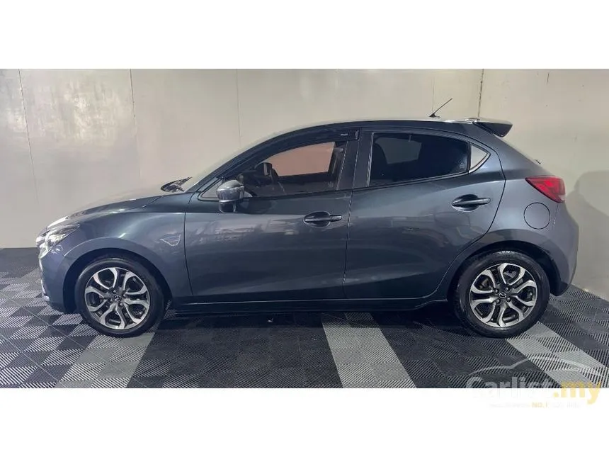 2015 Mazda 2 SKYACTIV-G Hatchback