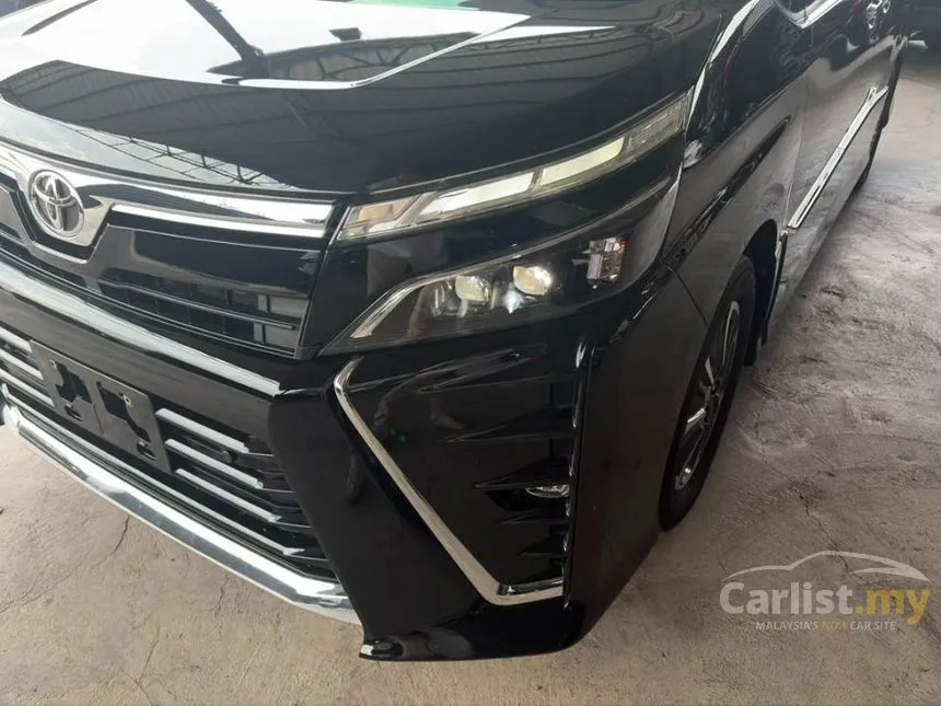 2021 Toyota Voxy ZS Kirameki III Edition MPV