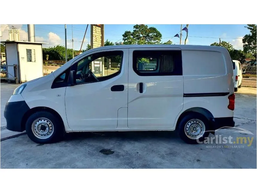 2016 Nissan NV200 Semi Panel Van