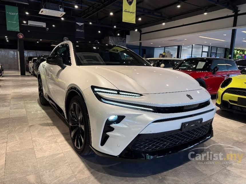2024 Toyota Crown Sport Z PHEV SUV