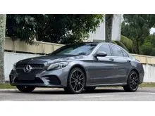 2018 Mercedes-Benz C300 2.0 AMG LINE 4MATIC Sedan