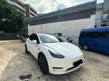 2023 TESLA Model Y 0.0 Standard Range oONE CAREFUL OWNER