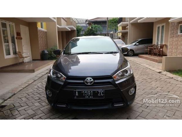 Toyota Yaris Mobil  Bekas  Baru dijual di Depok  Jawa barat 