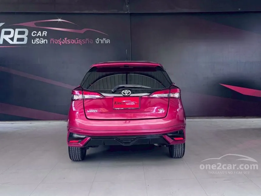 2022 Toyota YARIS Sport Hatchback