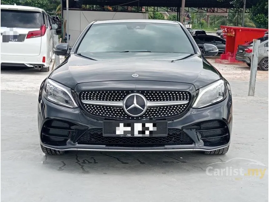2018 Mercedes-Benz C300 AMG Line Sedan