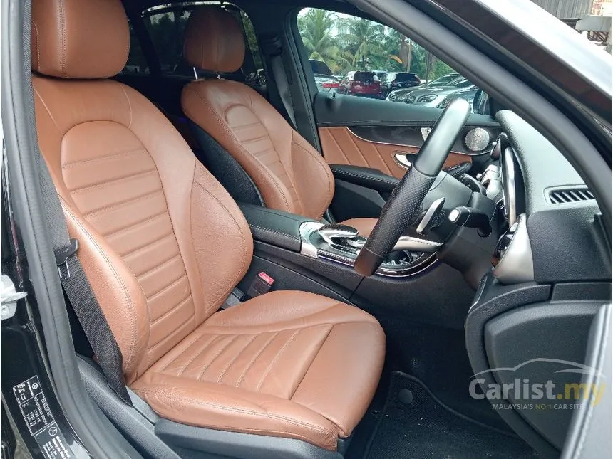 2018 Mercedes-Benz C300 AMG Line Sedan