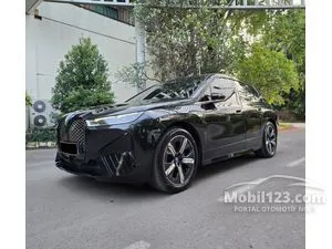 2023 BMW iX xDrive40 Sport SUV