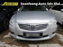 2010 Toyota Camry 2.4 V Sedan - WELL MAINTAINED --