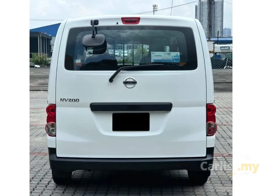 2018 Nissan NV200 Panel Van